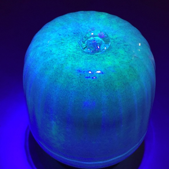 Dunmore Glassworks Hand Blown Glass Ultraviolet Widemouth Optic Jar with Cork - Picture 9 of 10